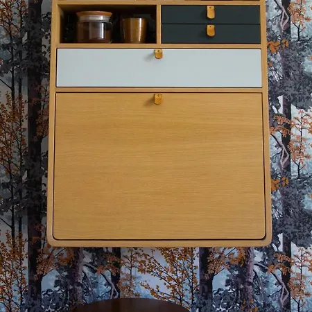 Upea Studioasunto Historiallisella Hangon Asemalla アパート ハンコ