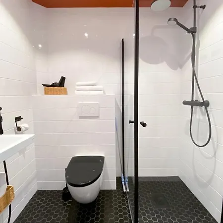 דירה Upea Studioasunto Historiallisella Hangon Asemalla