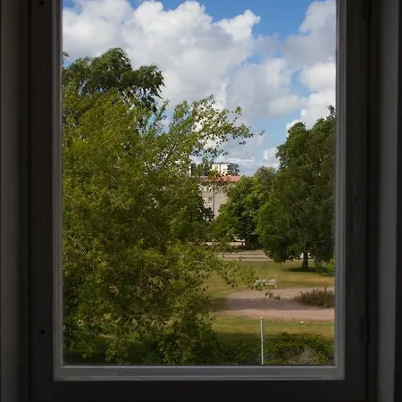 Upea Studioasunto Historiallisella Hangon Asemalla ハンコ